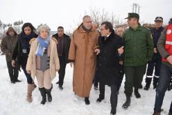 والي باتنة وبن حبيلس يوزعان 160 إعانة على قاطني المناطق المعزولة