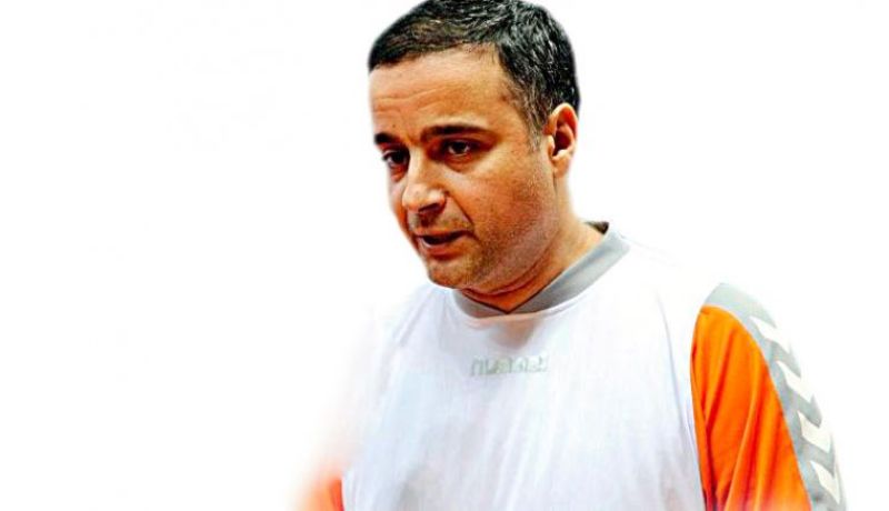 سفيان حيواني: ” الجزائر كبيرة بزاف عليك يا “رحيم””