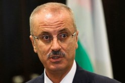 رئيس الحكومة الفلسطينية يقدم إستقالته للرئيس محمود عباس
