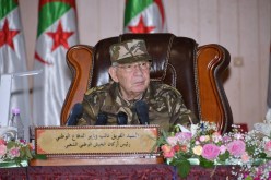 قايد صالح: الجيش الجزائري والشعب سيعرفان كيف يحافظان على وطنه