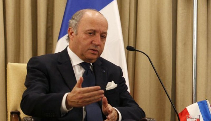 فابيوس يفند التدخل عسكريا في ليبيا
