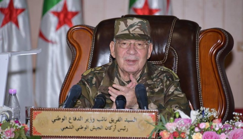 قايد صالح: الرابطة بين الجيش والشعب قوية وعفوية