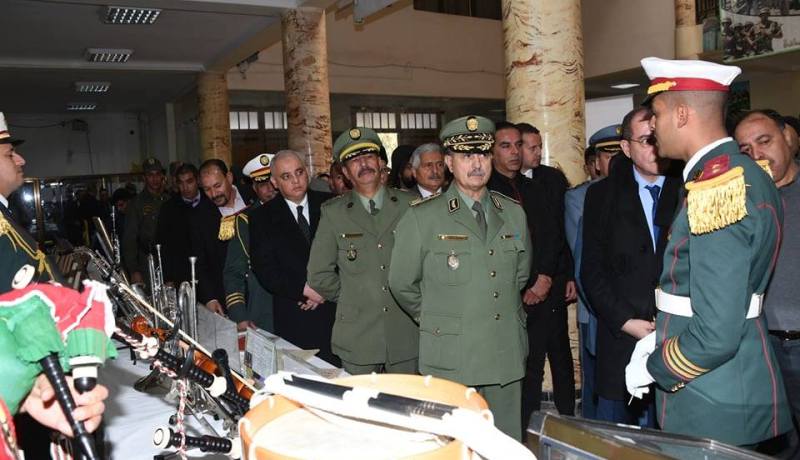 بالصور .. أيام إعلامية مفتوحة على قيادة الحرس الجمهوري بالجلفة