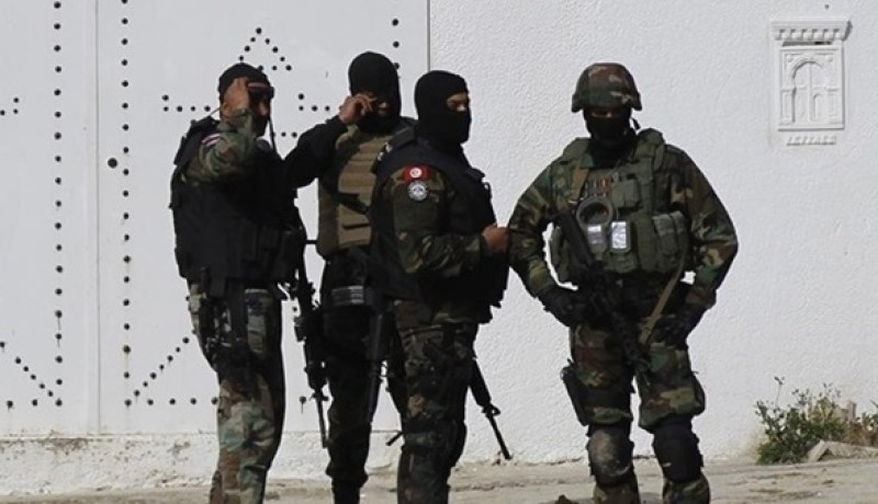 تفكيك خلية إرهابية كانت تخطط لإغتيال شخصيات أمنية في تونس