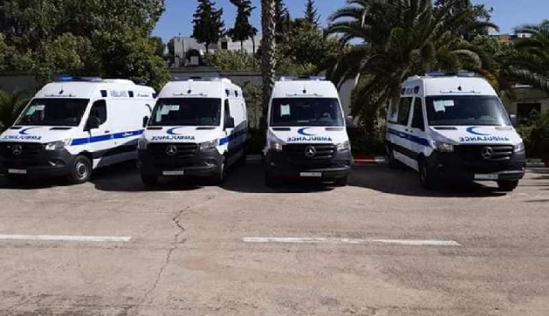 الوزير الأول يشرف على توزيع سيارات إسعاف مجهزة لفائدة مستشفيات المدية