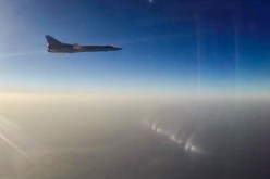 الطيران الروسي يقصف أهدافاً لداعش قرب دير الزور السورية