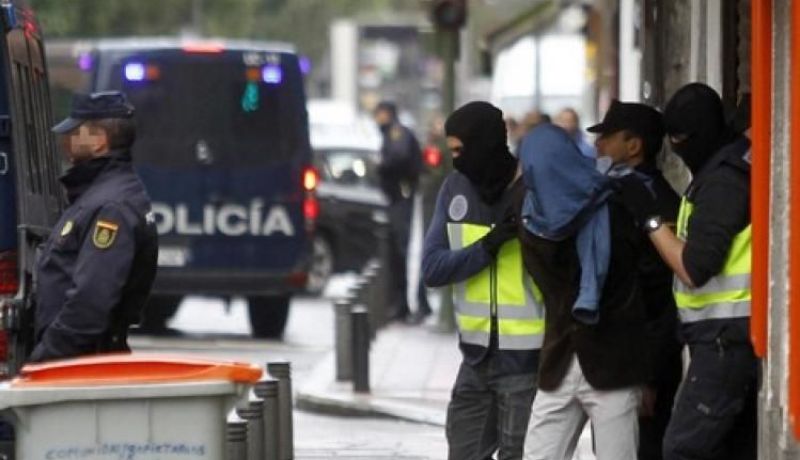 توقيف مشبوهين جزائريين بإسبانيا يستدعي حلول وفد اسباني وايطالي بالجزائر