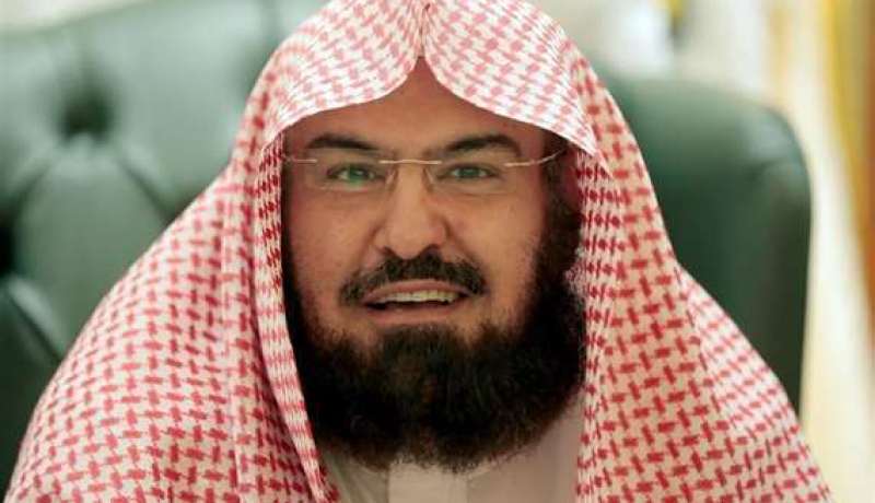 فتح الحرمين للصلاة والطواف قريبا