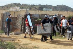 إصابة 7 أعوان شرطة في اشتباكات أثناء هدم أكواخ حي جوانو فيل بعنابة