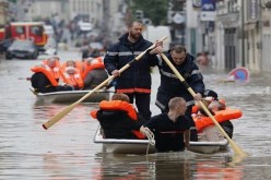 إجلاء أكثر من 5 ألاف شخص بسبب الفياضانات في فرنسا