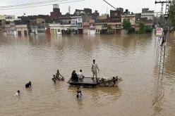 هلاك 13 شخصا جراء عاصفة اجتاحت باكستان
