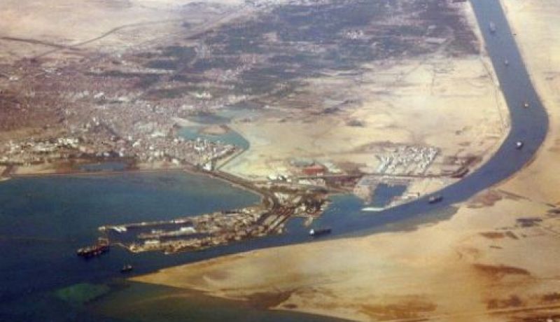 مصر تعلن عن إحباط مخطط إرهابي استهدف المجرى الملاحي لقناة السويس