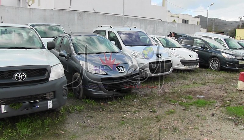 الإطاحة بعصابة سرقة السيارات وحجز مفاتيح ووثائق لسيارات مسروقة بولايات الوسط