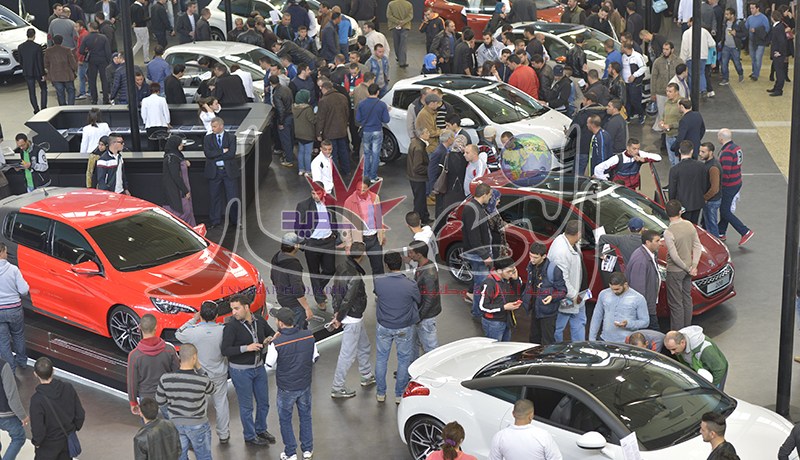 بالفيديو وكلاء السيارات ينفون إنسحابهم من الصالون الدولي