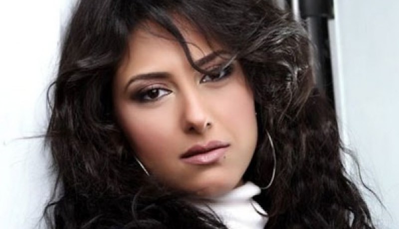 حنان مطاوع خائفة من الفضيحة أمام الكاميرون