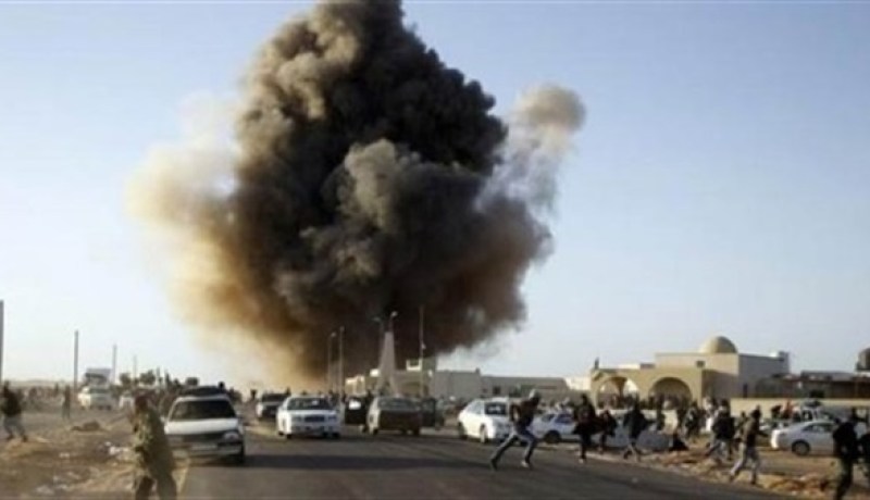 75 قتيلا بينهم 14 جثة مفحمة جراء انفجارات بمخزن للأسلحة في عدن