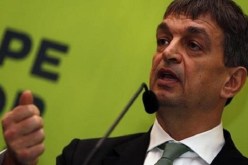 الفرنسي جيروم شامبين خارج سباق رئاسة الفيفا