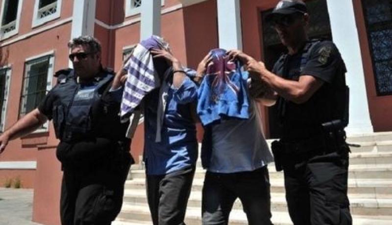 اليونان ترفض طلبات لجوء 4 ضباط أتراك
