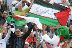الجماهير الجزائرية تثبت تعلقها بالقضية الفلسطينية