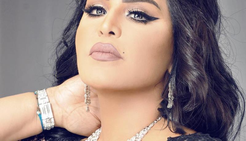 بالصورة- أحلام تعايد جمهورها