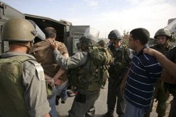 قوات الاحتلال الإسرائيلي تعتقل 11 فلسطينيا في القدس و تطلق النار على آخرين