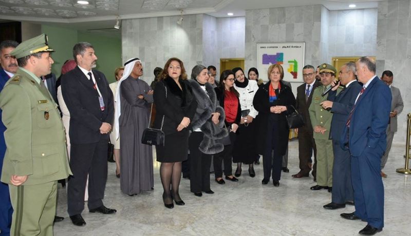 بالصور.. الوفد المشارك في الدورة 38 للجنة المرأة العربية يزور المتحف المركزي للجيش