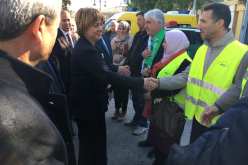 بالصور.. الدالية غنية تعطي إشارة انطلاق قافلة تضامنية بقالمة