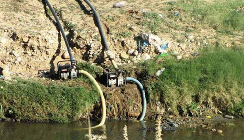 إيقاف 3 أشخاص وحجز مضخات لسقي المحاصيل بالمياه القذرة