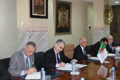 يوسفي يتباحث سبل تعزيز التعاون المنجمي والصناعي مع رومانيا