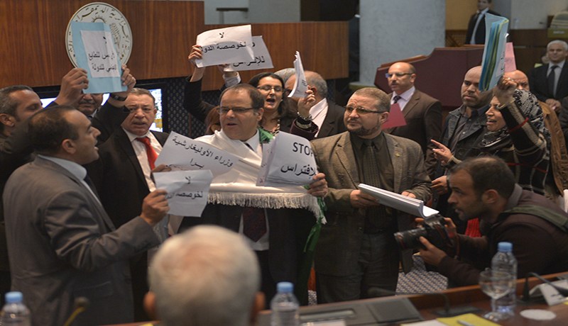 سبحان مغير الأحوال