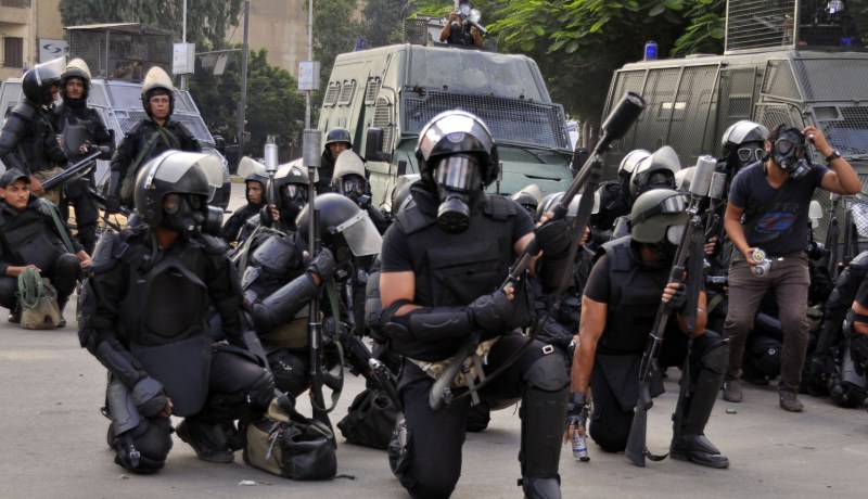 مقتل شرطي في تفجير عبوة ناسفة بسيناء في مصر