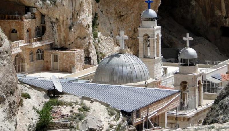 تنظيم داعش يدمر ديرا مسيحيا بمحافظة حمص في سوريا