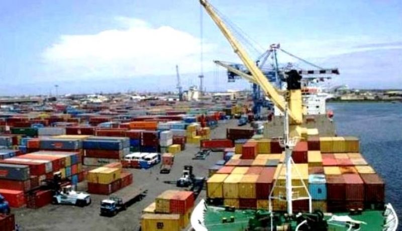 تسجيل عجز تجاري ب8.10 مليار دولار خلال العشرة أشهر الأولى