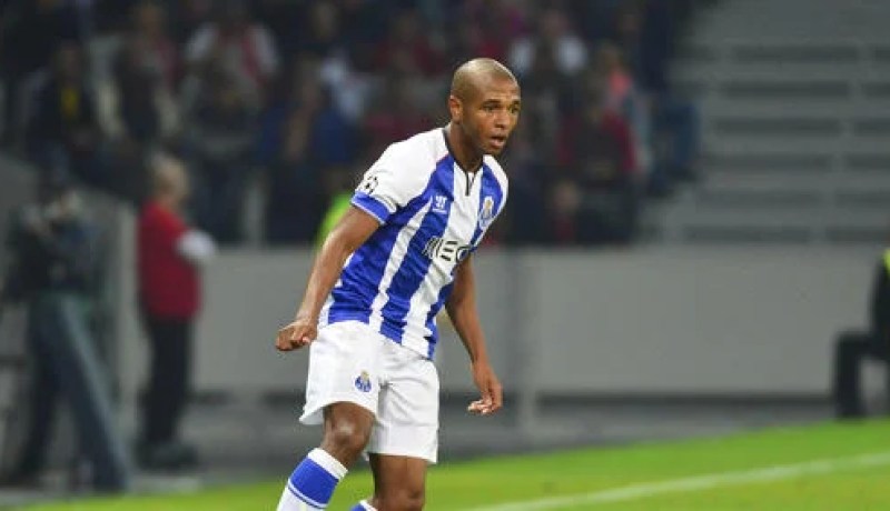 أريد المشاركة مع الجزائر في الأولمبياد وحسرة الفرنسيين عليّ لا تعنيني