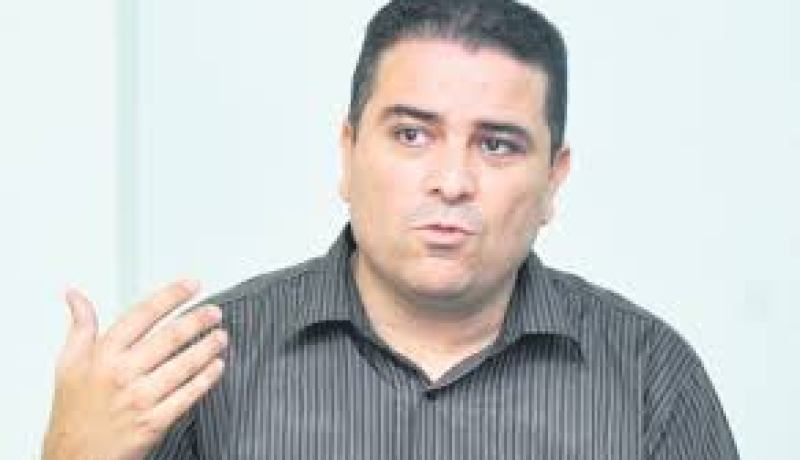 أحمد بطاطاش يؤكد على مواصلة النضال لتكريس ديمقراطية حقيقية سواء دخلنا الرئاسيات أو لم ندخلها