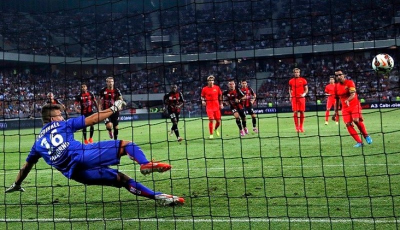 برشلونة يتعادل مع نيس الفرنسي بركلتي جزاء