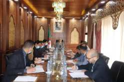 وزير السياحة يجتمع بإلإطارات ويعطي توجيهات بخصوص رهانات القطاع
