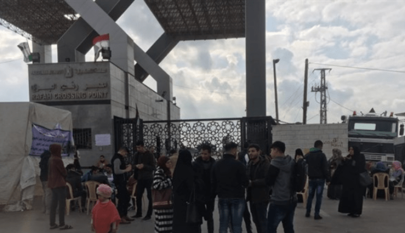 مصر تفتح معبر رفح لليوم الثاني