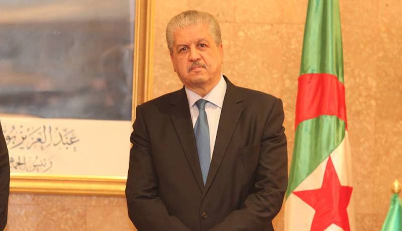 سلال يرد على مدني مزراق