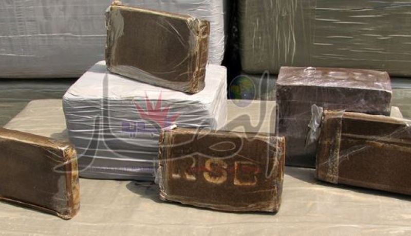توقيف بارونين وحجز أزيد من 4 كلغ من الكيف في تلمسان