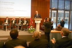 سلال يدشن في برلين منتدى الأعمال الجزائري الآلماني