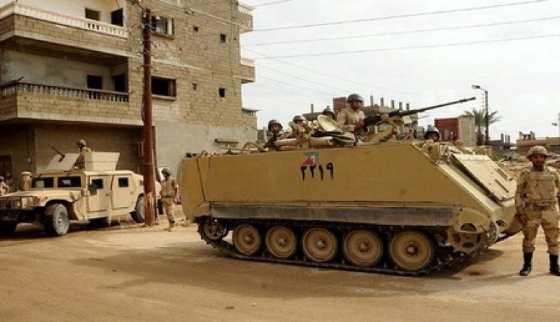 الجيش المصري: مقتل 7 مسلحين وضبط 67 شمال سيناء