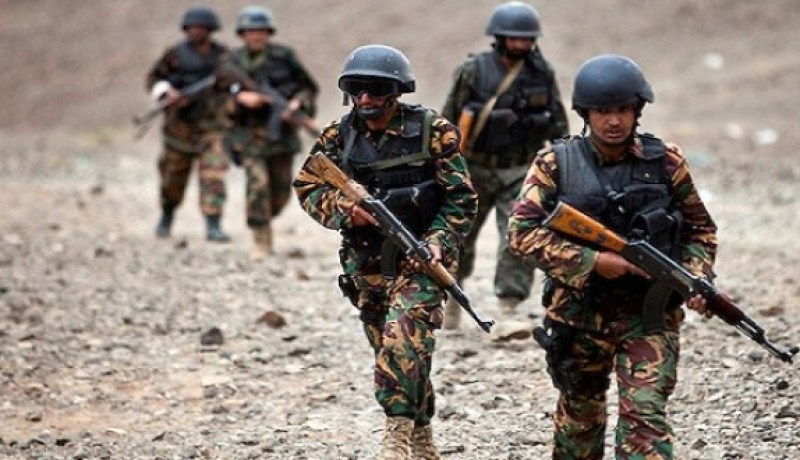 الجيش يعلن مقتل 12 جنديا و19 جهاديا في هجومين لتنظيم القاعدة في اليمن