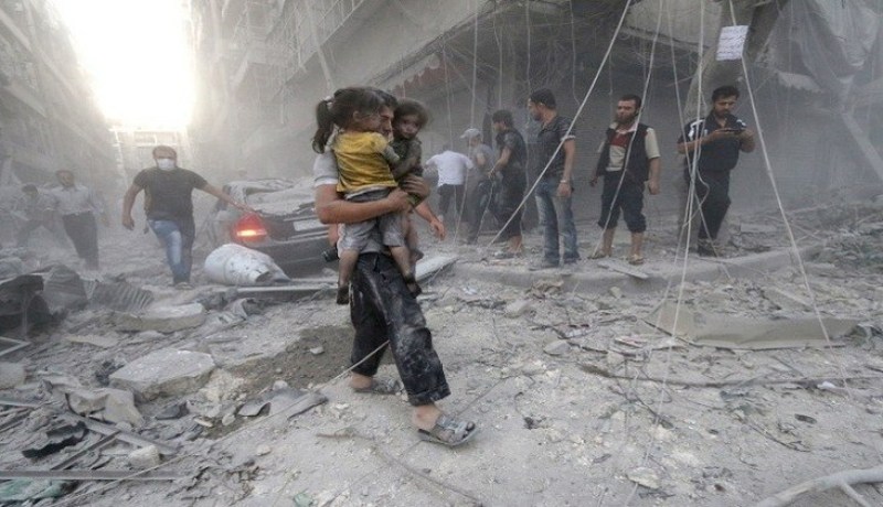 احتدام الاشتباكات بين القوات السورية والمعارضة في حلب ومقتل 3 صحفيين بدرعا
