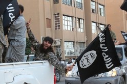 داعش يأمر بإغلاق خدمة الإنترنت في أوقات الصلاة