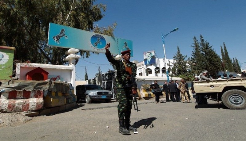 مقتل 5 عناصر من تنظيم القاعدة متنكرين بلباس نسائي برصاص الجيش في اليمن
