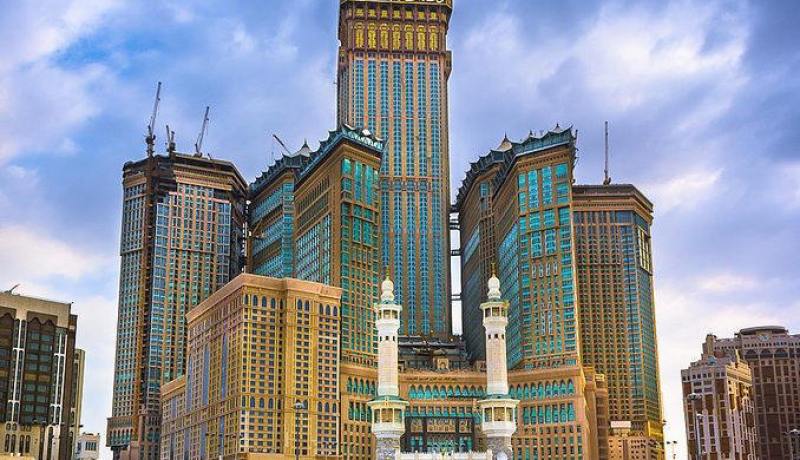 فنادق مكة والمدينة تعيد مبالغ الحجوزات للقطريين