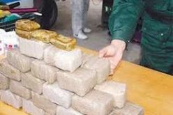 الإطاحة بشبكة دولية لتهريب المخدرات وحجز أكثر من 22 كلغ من الكيف في قالمة