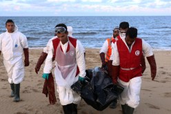 العثور على جثت 74 مهاجرا على شاطئ في ليبيا