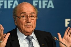 بلاتر برشلونة يجب أن يكون مثالا يحتذى به